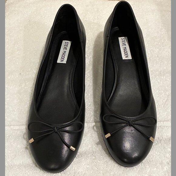 Steve Madden Cherish Pump  / 10 / Black Leather / NIB - Picture 1 of 6